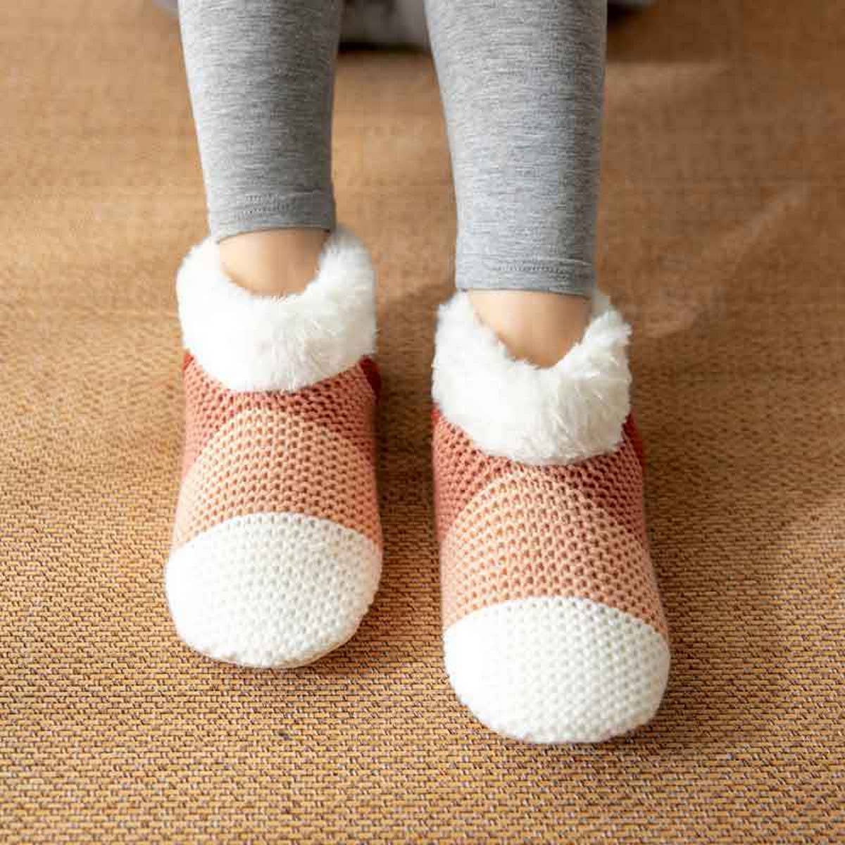 WINTER BUNNY LEG COVER PLUSH INDOOR SLIPPERS