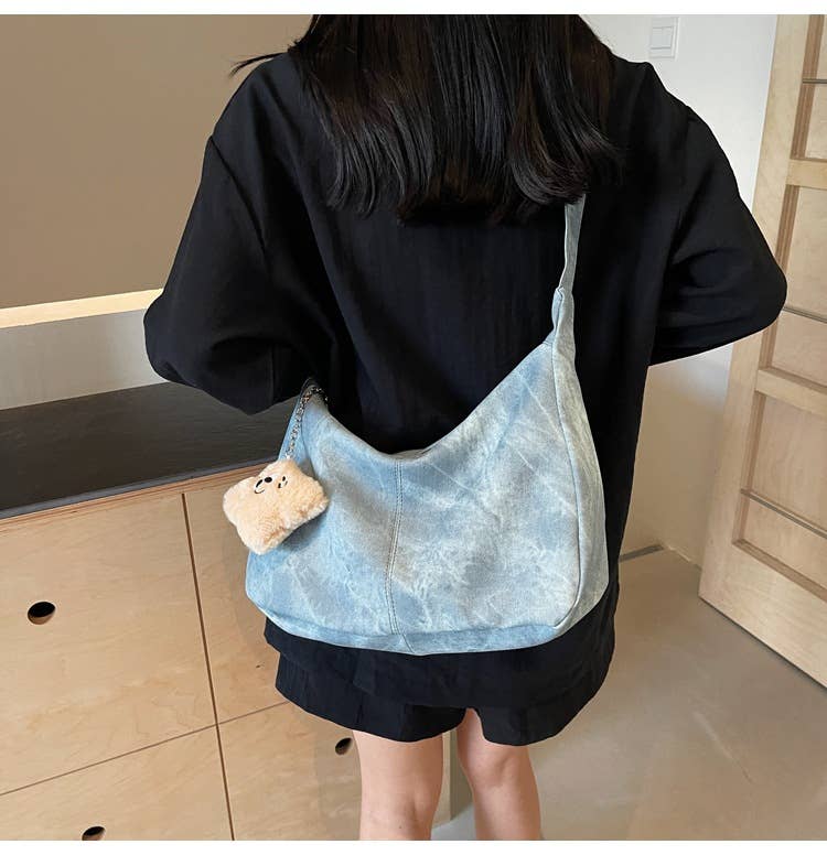 Fashionable large-capacity retro tote bag