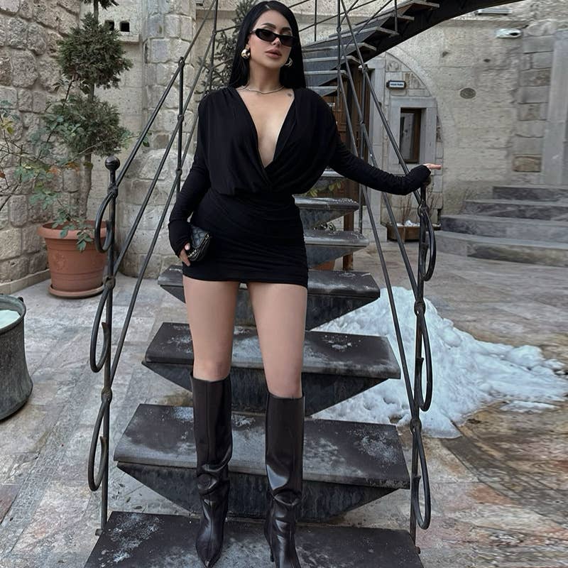 SLIM-FIT PLEATED HIP WRAP LONG-SLEEVED DRESS