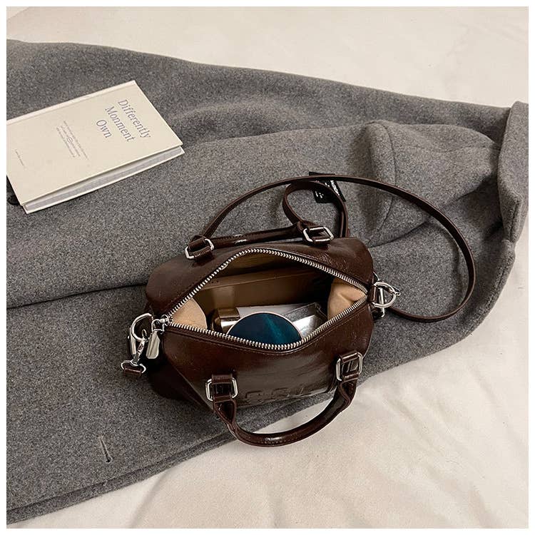 Retro portable Boston pillow bag