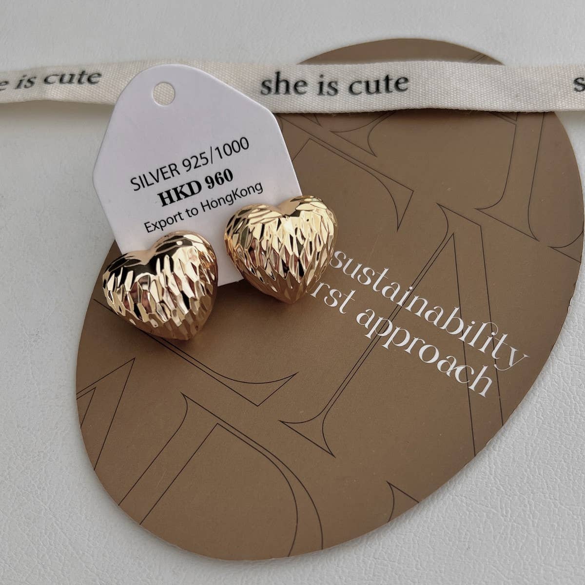 SEMI-CIRCLE THREE-DIMENSIONAL LOVE EARRINGS