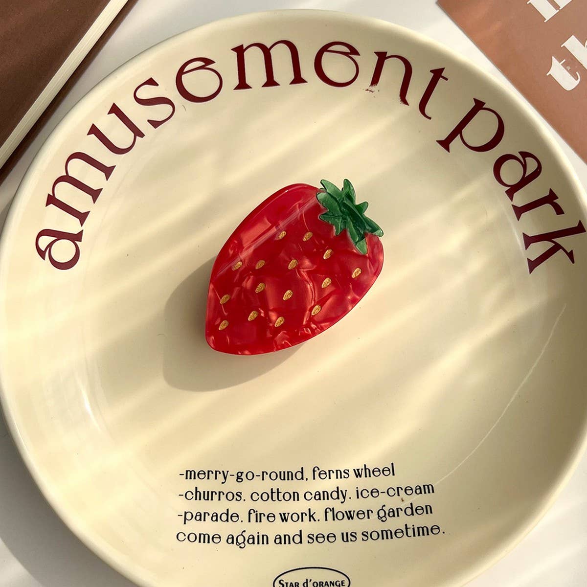 Pink Strawberry Acetate Claw Clip ??Sweet & Cute_CWAHA5838