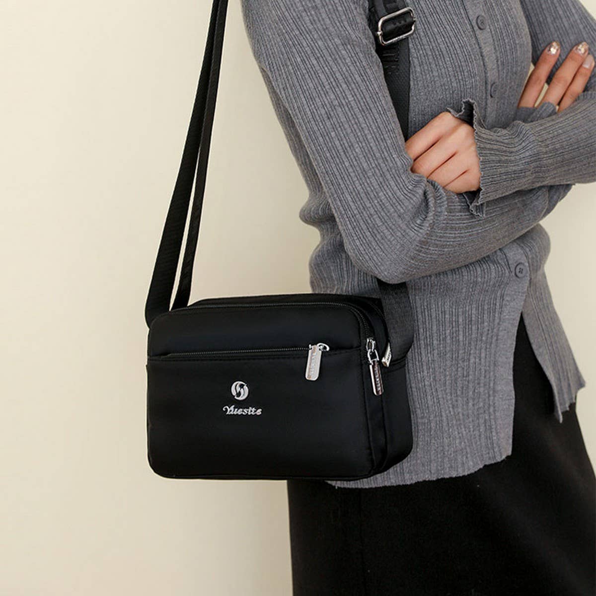 FASHIONABLE SIMPLE SHOULDER MESSENGER BAG_CWAB3499