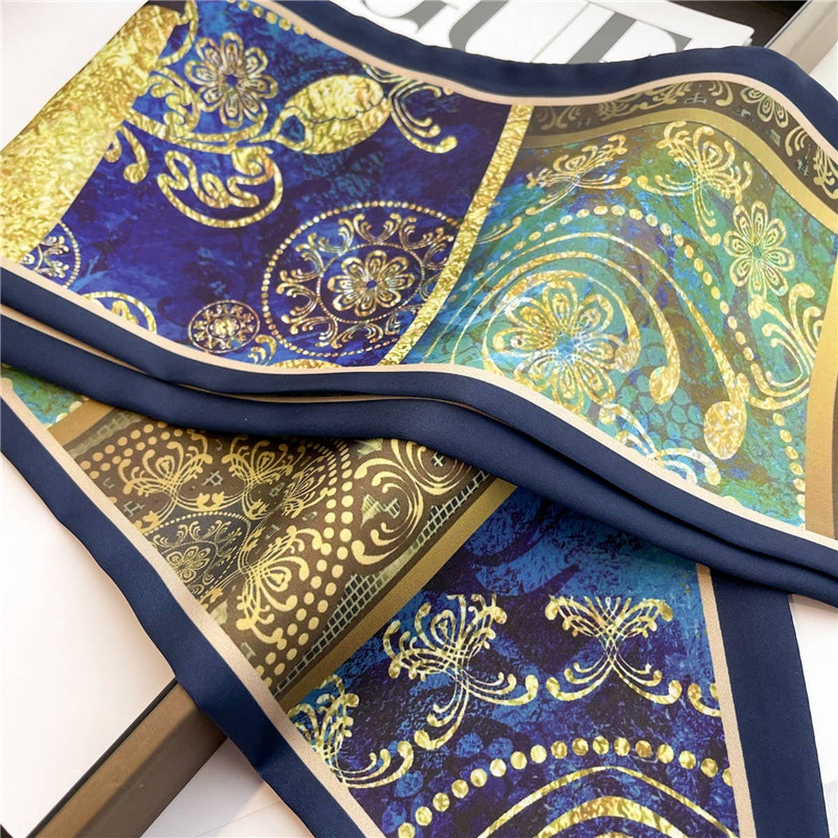 RETRO PRINTED DOUBLE-LAYER NARROW SILK HEAD SCARF_CWASC1536