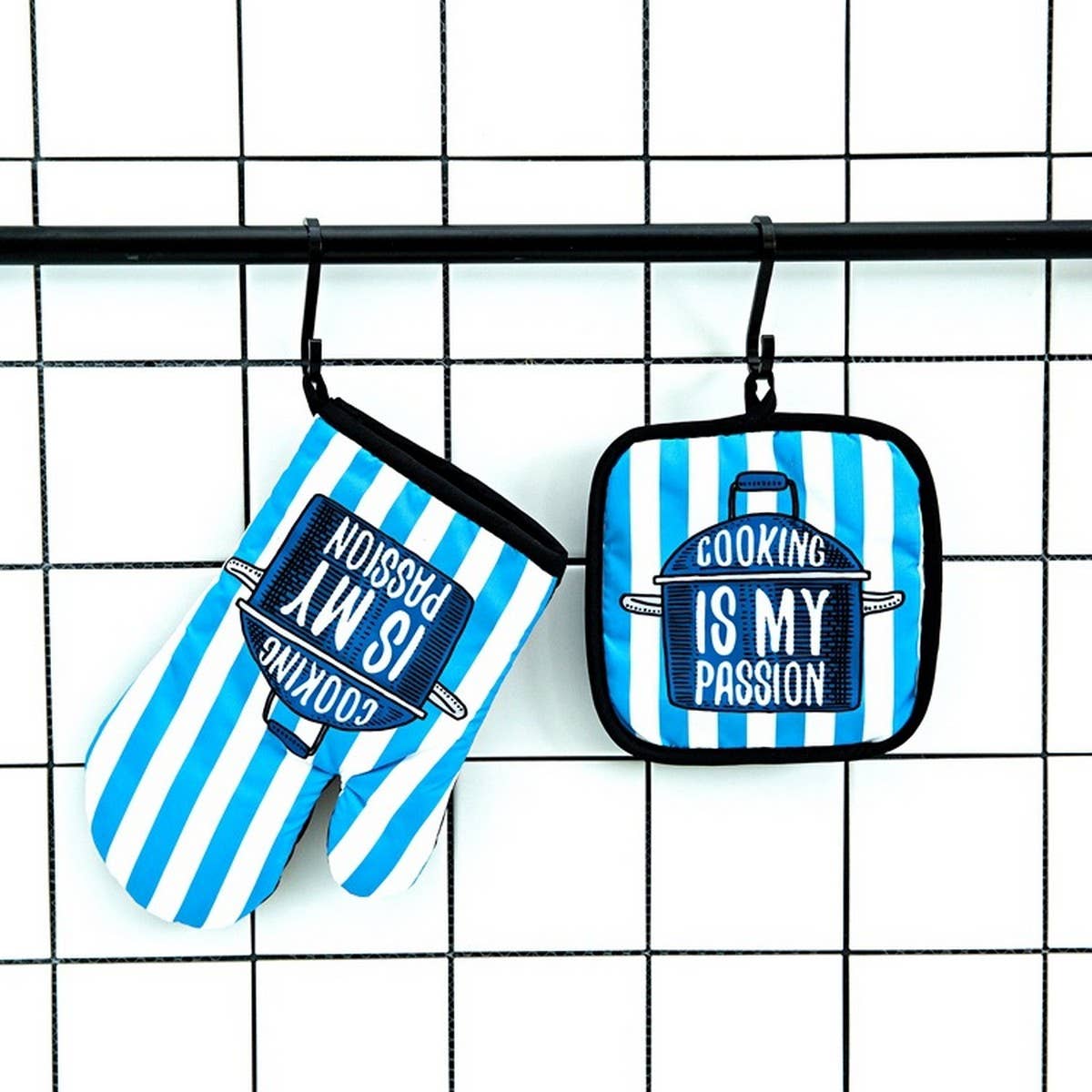 THICKENED HEAT-RESISTANT KITCHEN GLOVES