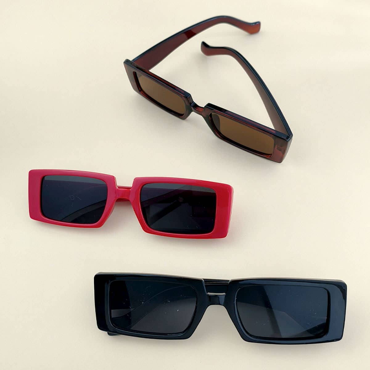 CLASSIC SQUARE SUNGLASSES