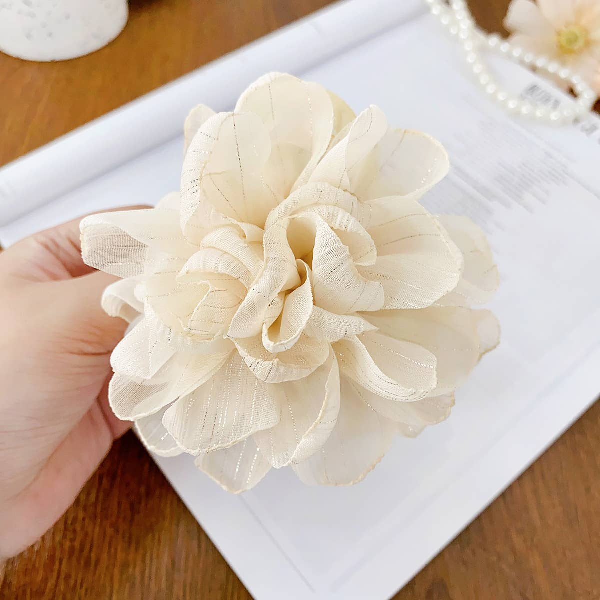 Dopamine flower hairpin elegant grip clip