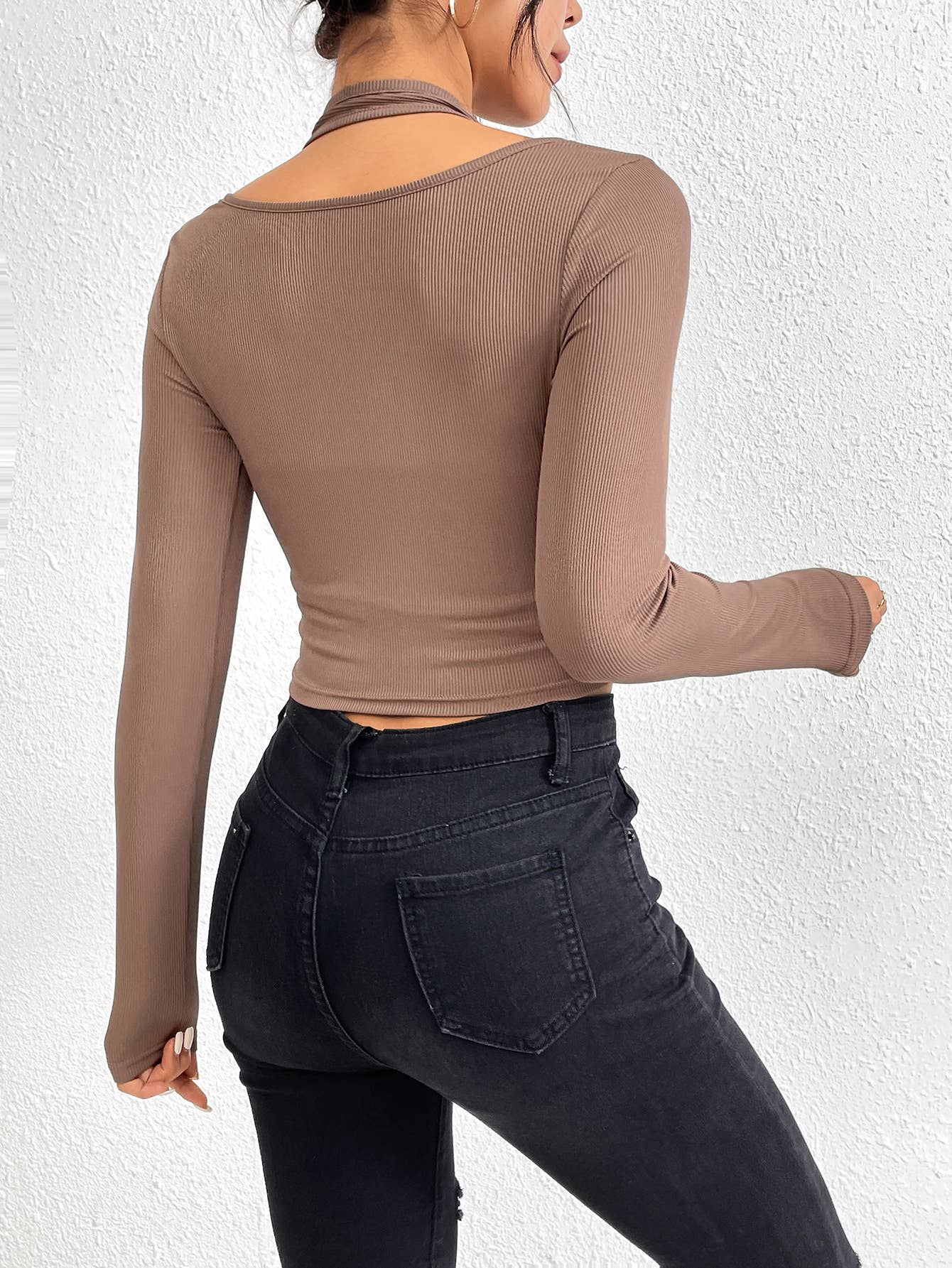 SLIM KNIT LONG-SLEEVED HALTER T-SHIRT