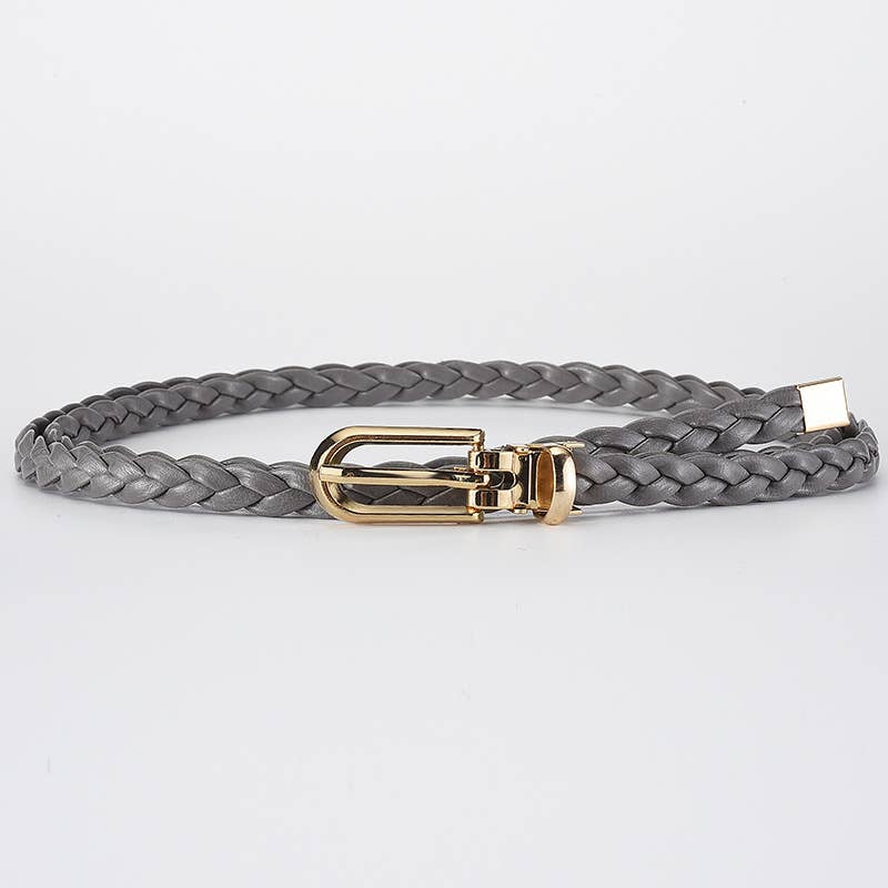 Tie knots to decorate weave a candy-colored belt