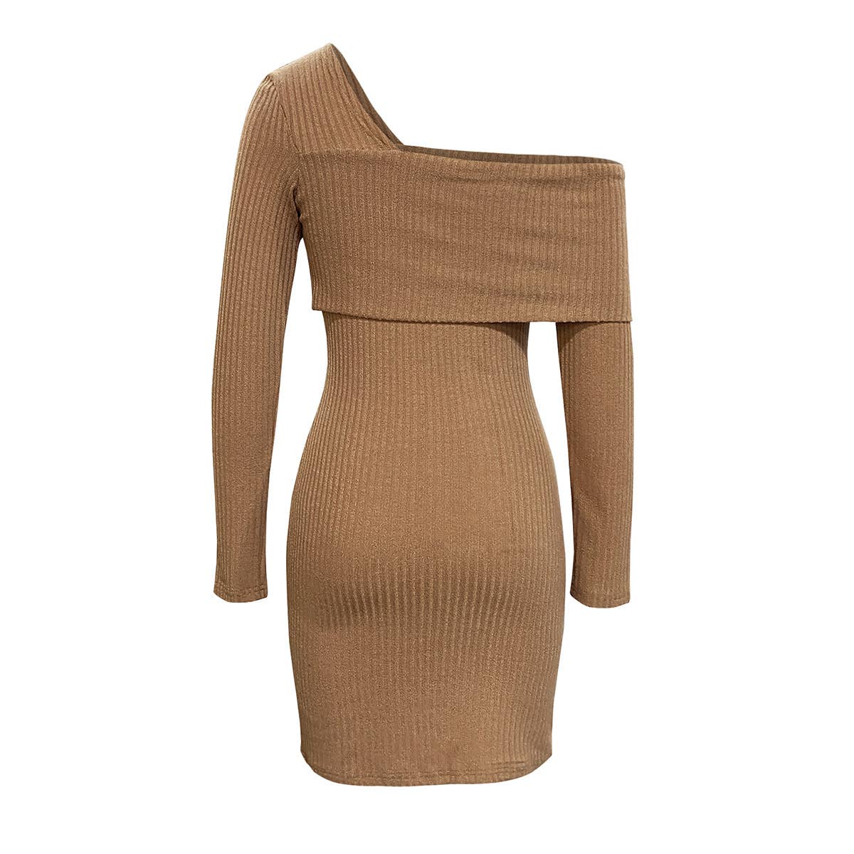 Solid-color off-the-shoulder knitted dress