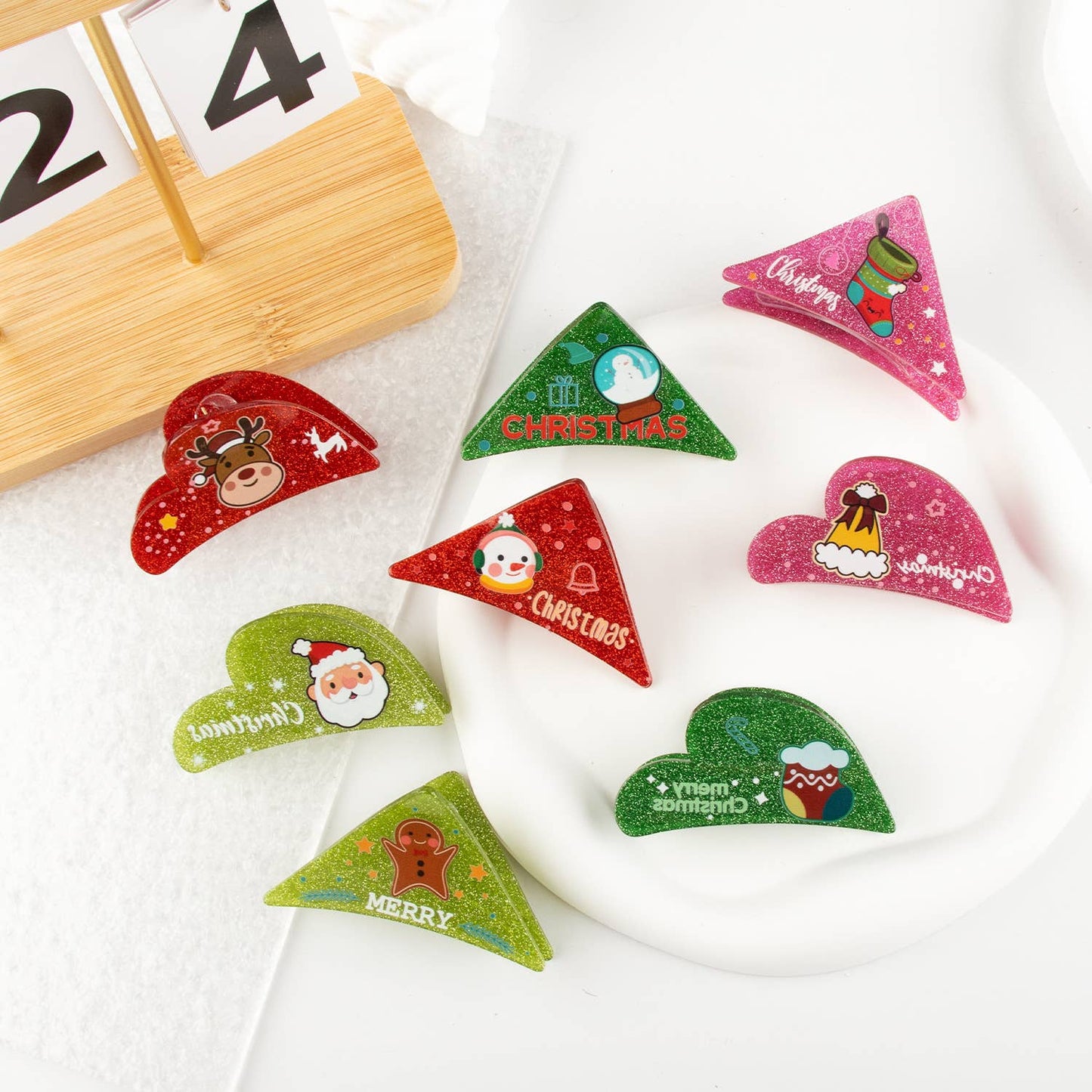 CHRISTMAS TILT A LOVE APPEARANCE FOR SANTA CLAUS