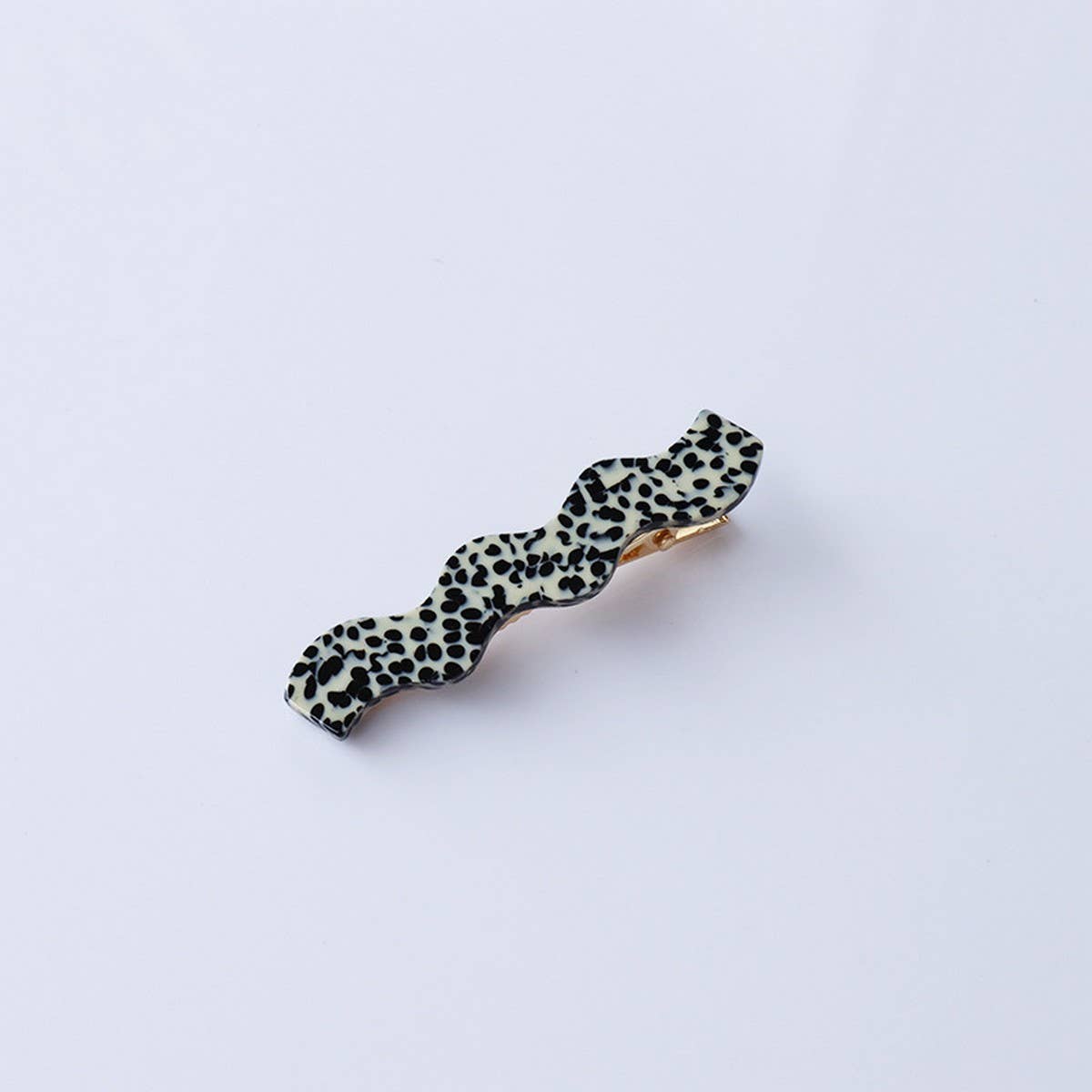 Wavy Acetate Hair Clip - Simple Chic Side Bang Pin