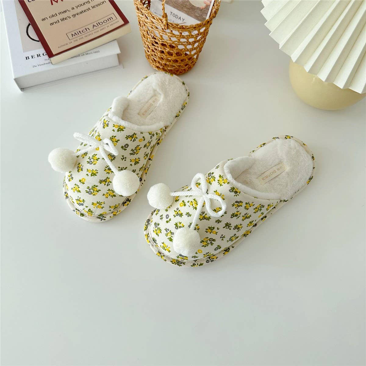 NEW STYLE PLUSH HOME WARM THICK-SOLED SLIPPERS_CWMM2984
