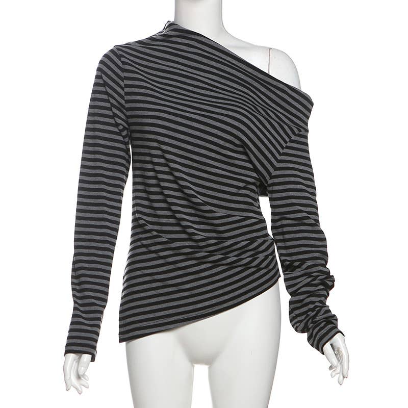 SOLID COLOR BAGGY DIAGONAL COLLAR STRIPED TOP