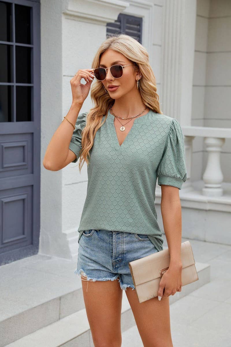 V NECK PUFFY SLEEVE PLEATED LOOSE T SHIRT_CWTSTS0181