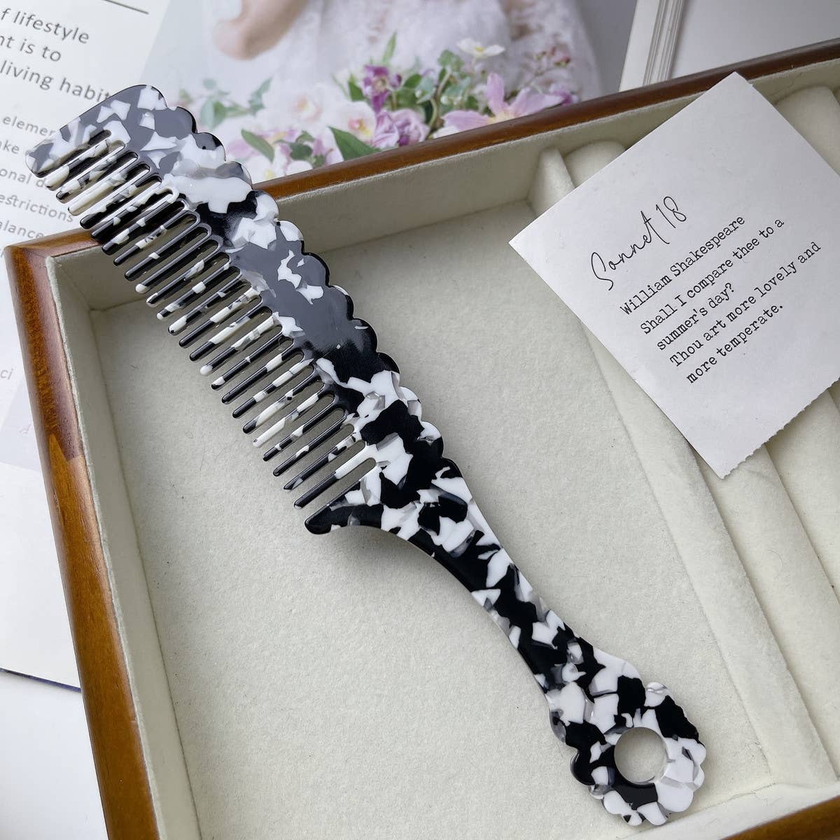 RETRO TORTOISESHELL COLOR HANDLE WAVY COMB