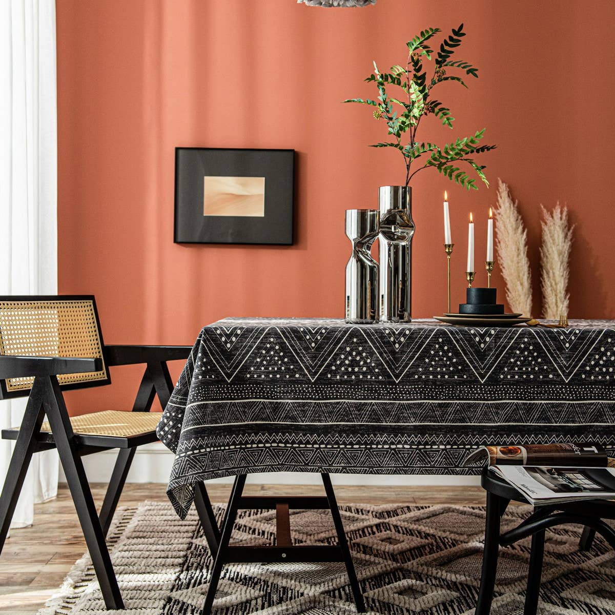 GEOMETRIC TRIANGLE PRINT TABLECLOTH