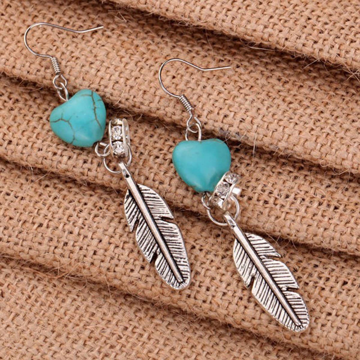 VINTAGE HEART PENDANT FEATHER EARRINGS