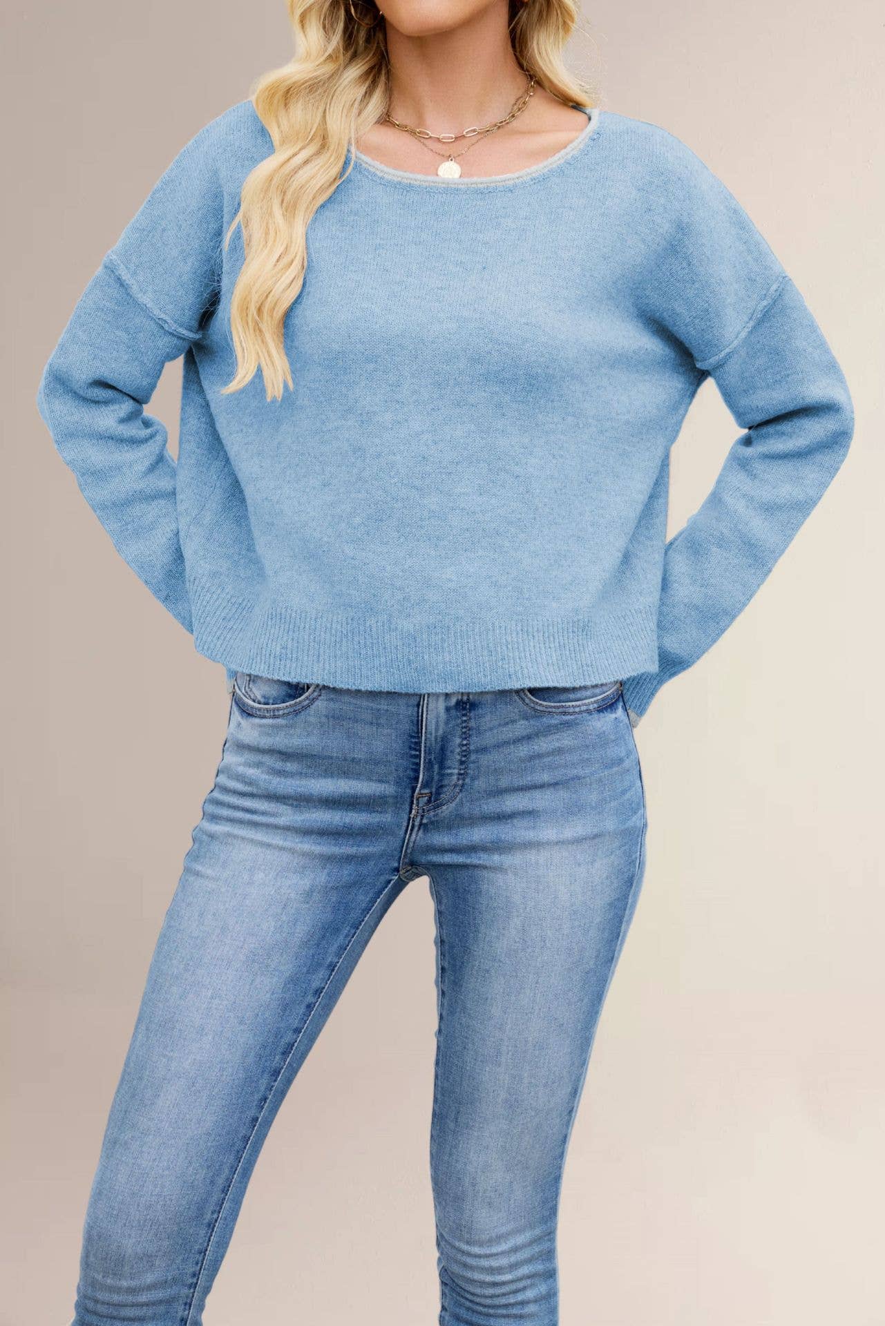 Round-neck,color-blocked loose pullover sweater