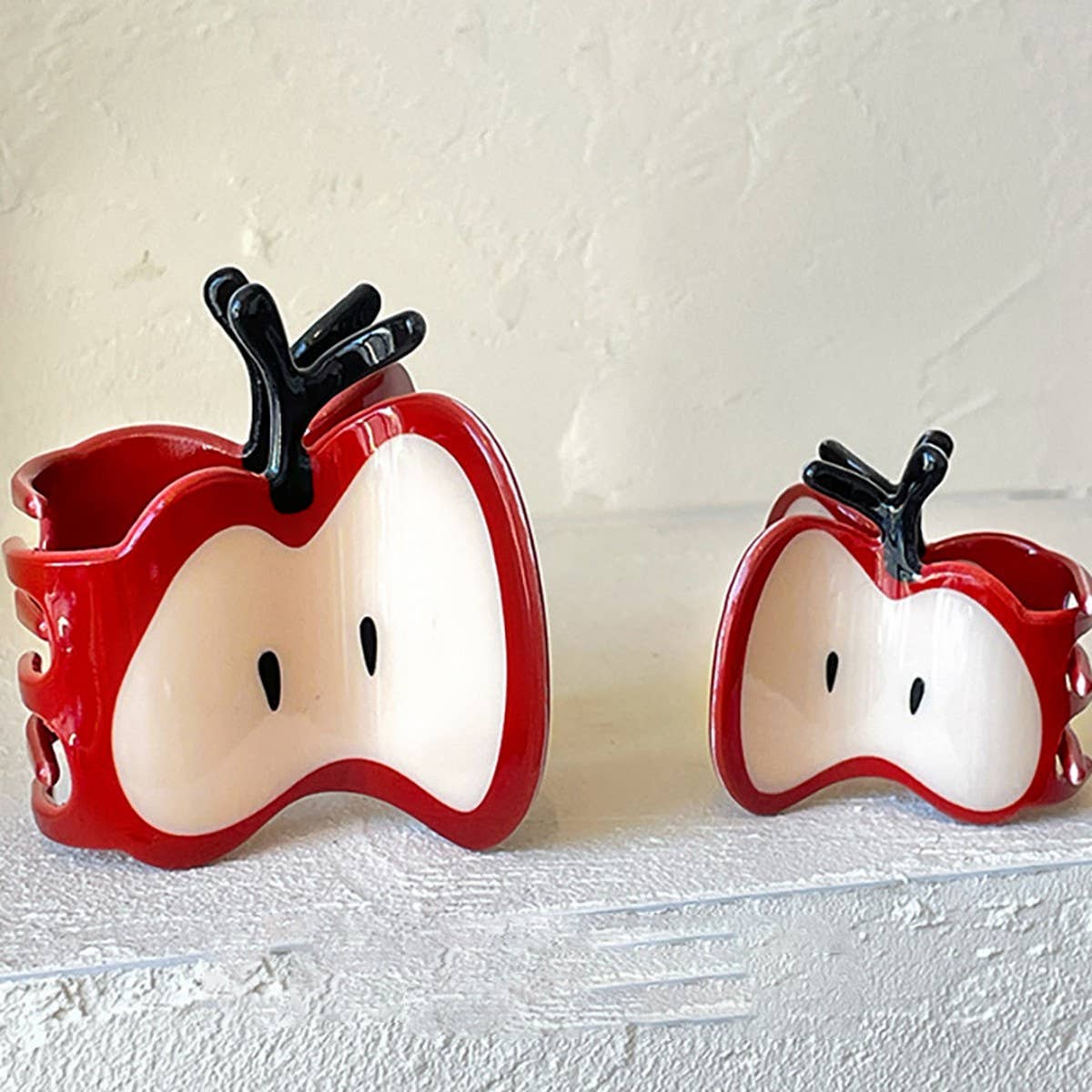 SWEET AND CUTE RED APPLE CLAW SHARK CLIP