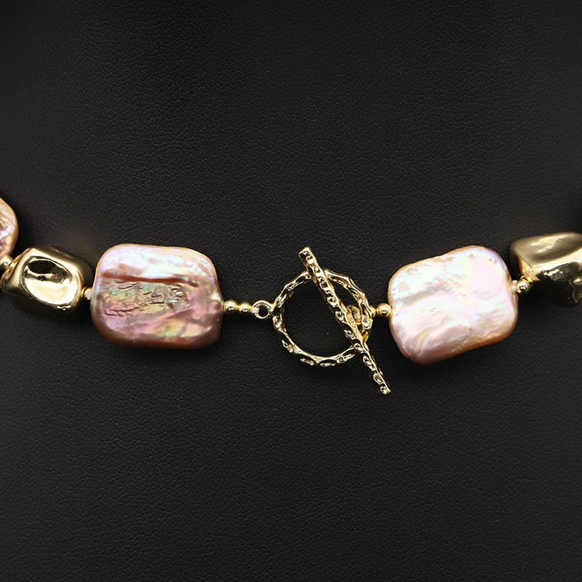 VERSATILE HIGH-END NATURAL PEARL NECKLACE