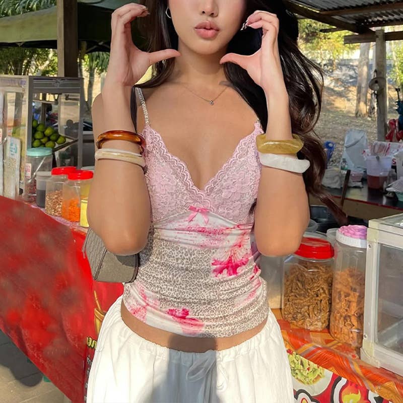 Sexy halter short lace-trimmed slimming crop top