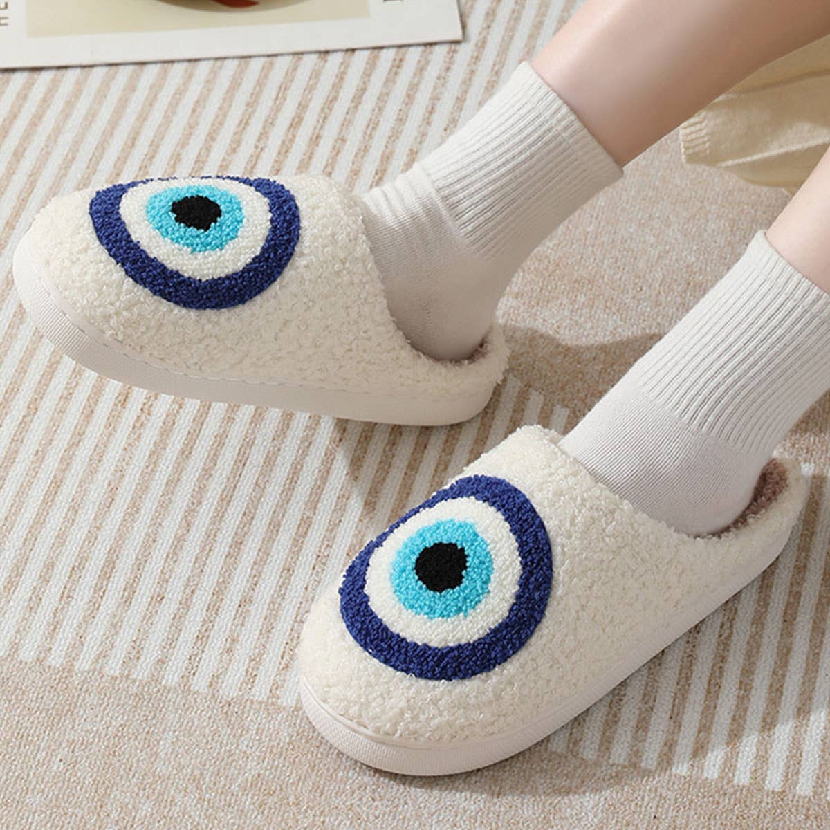 Cute Blue Eye Indoor Slippers For Fall/Winter