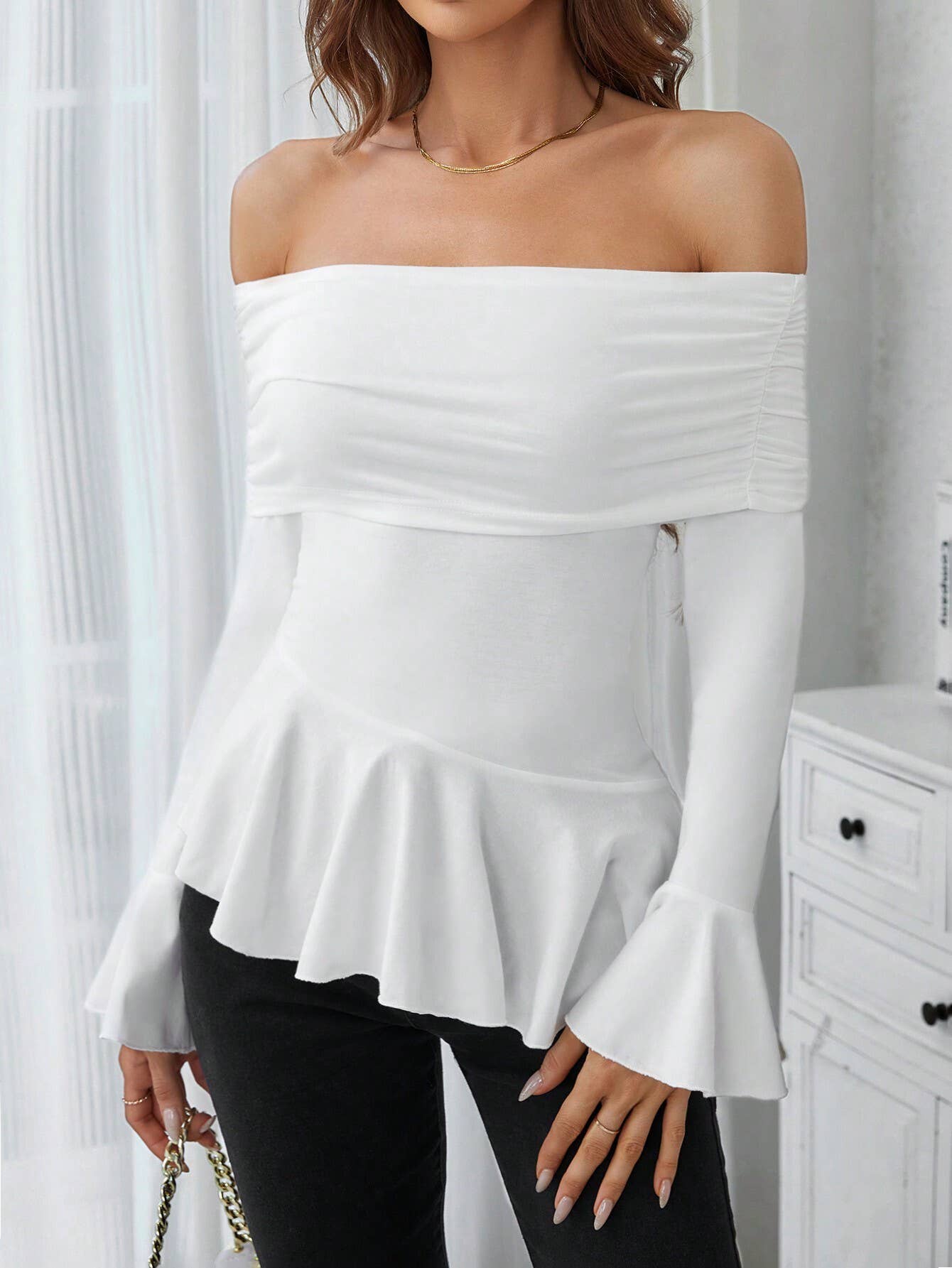 LINE NECK SLIM TEMPERAMENT SOLID COLOR TOP