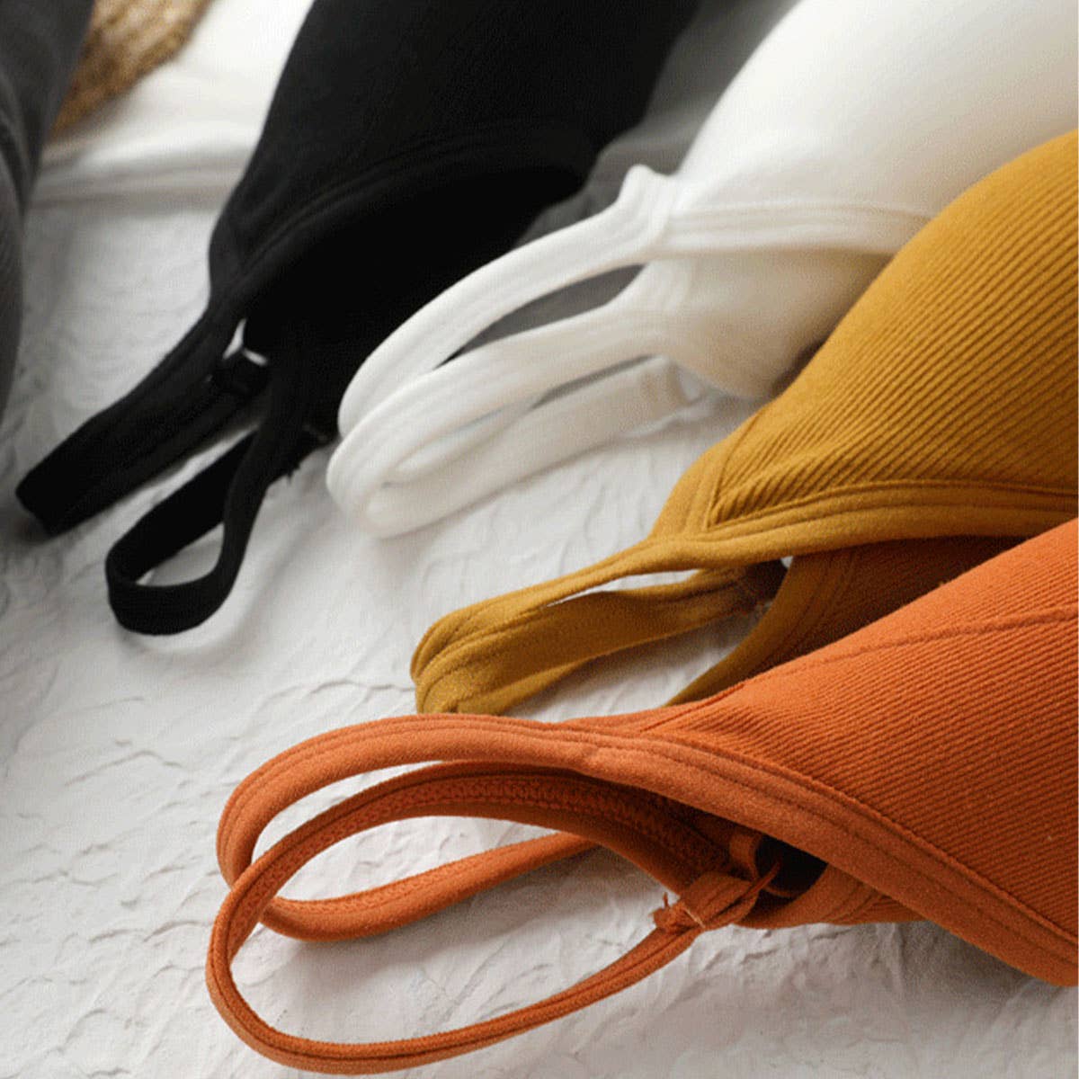 Plain Solid Color Basic Tank Top With Built In Bra_CWTTK0796