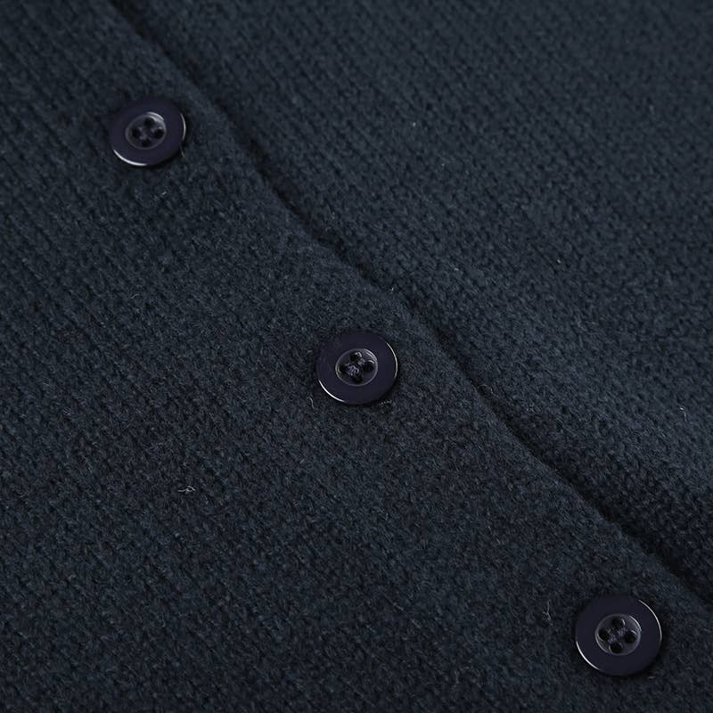 Simple and basic solid-color woolen cardigan