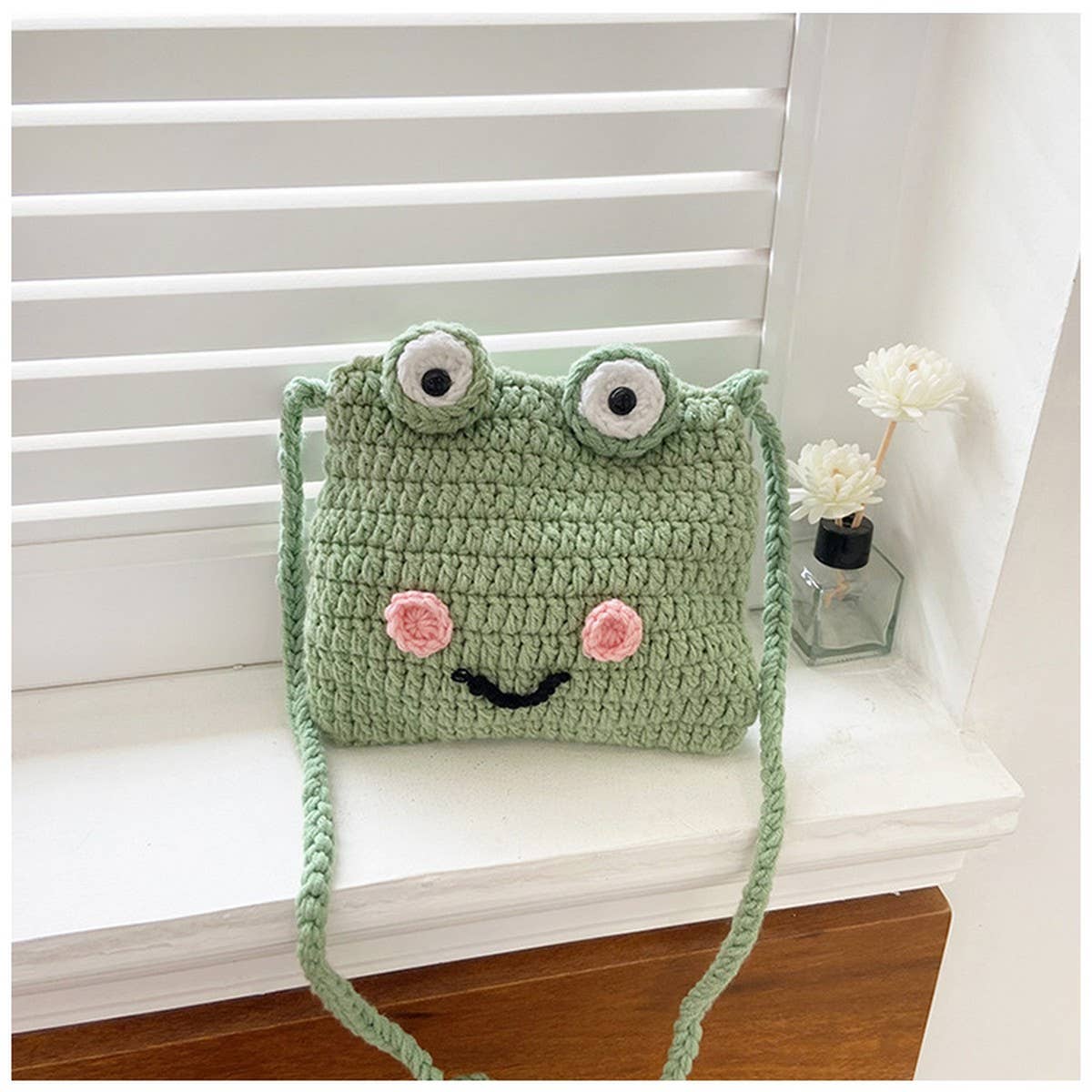 CUTE BIG-EYED CARTOON FROG CROCHET BAG_CWAB2413
