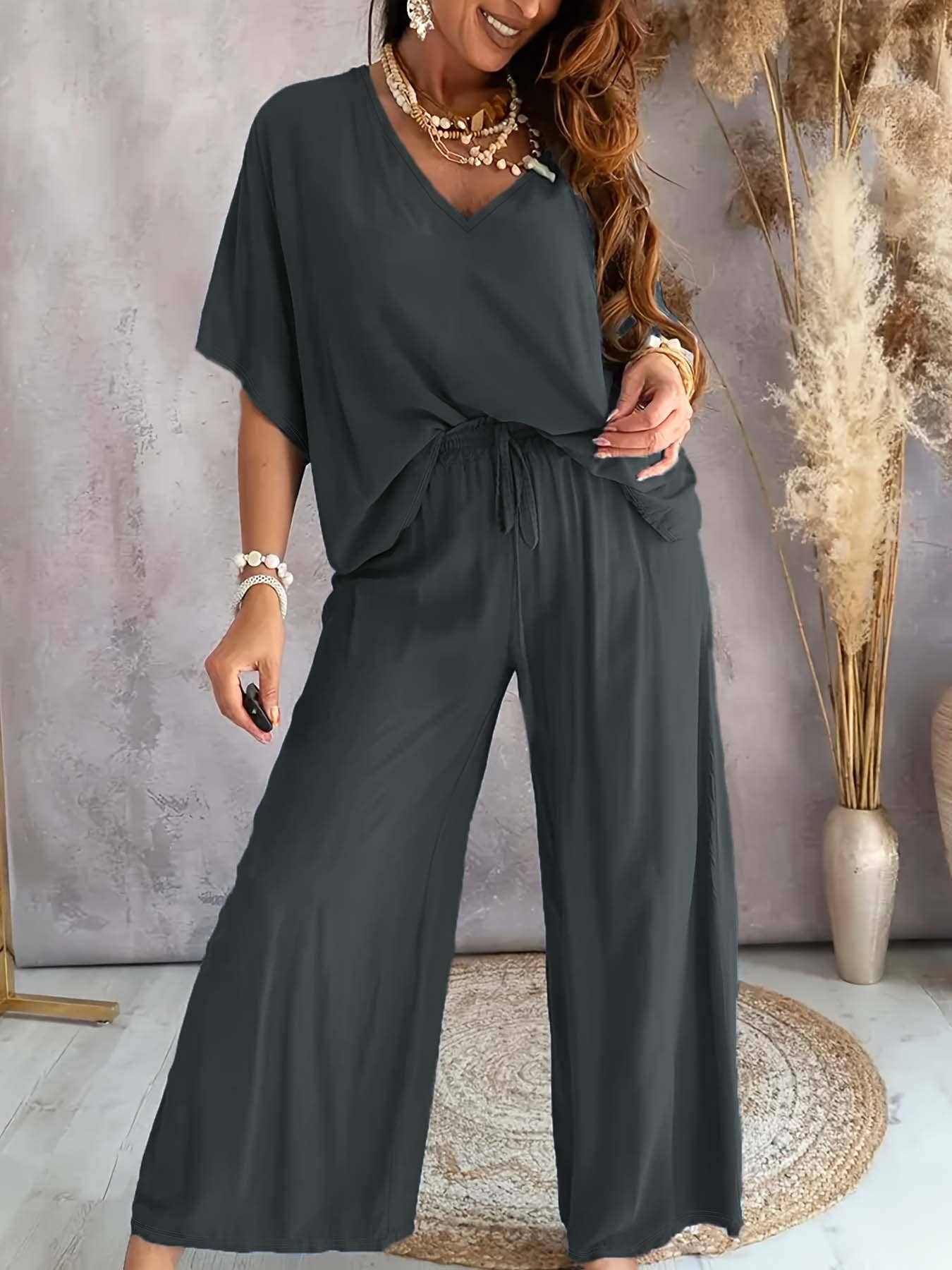 V-neck bat-sleeve loose wide-leg pants set