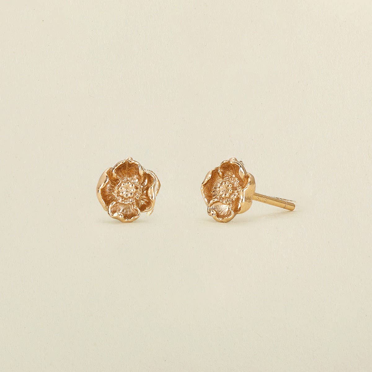 Vintage December Birth Flower Stud Earrings