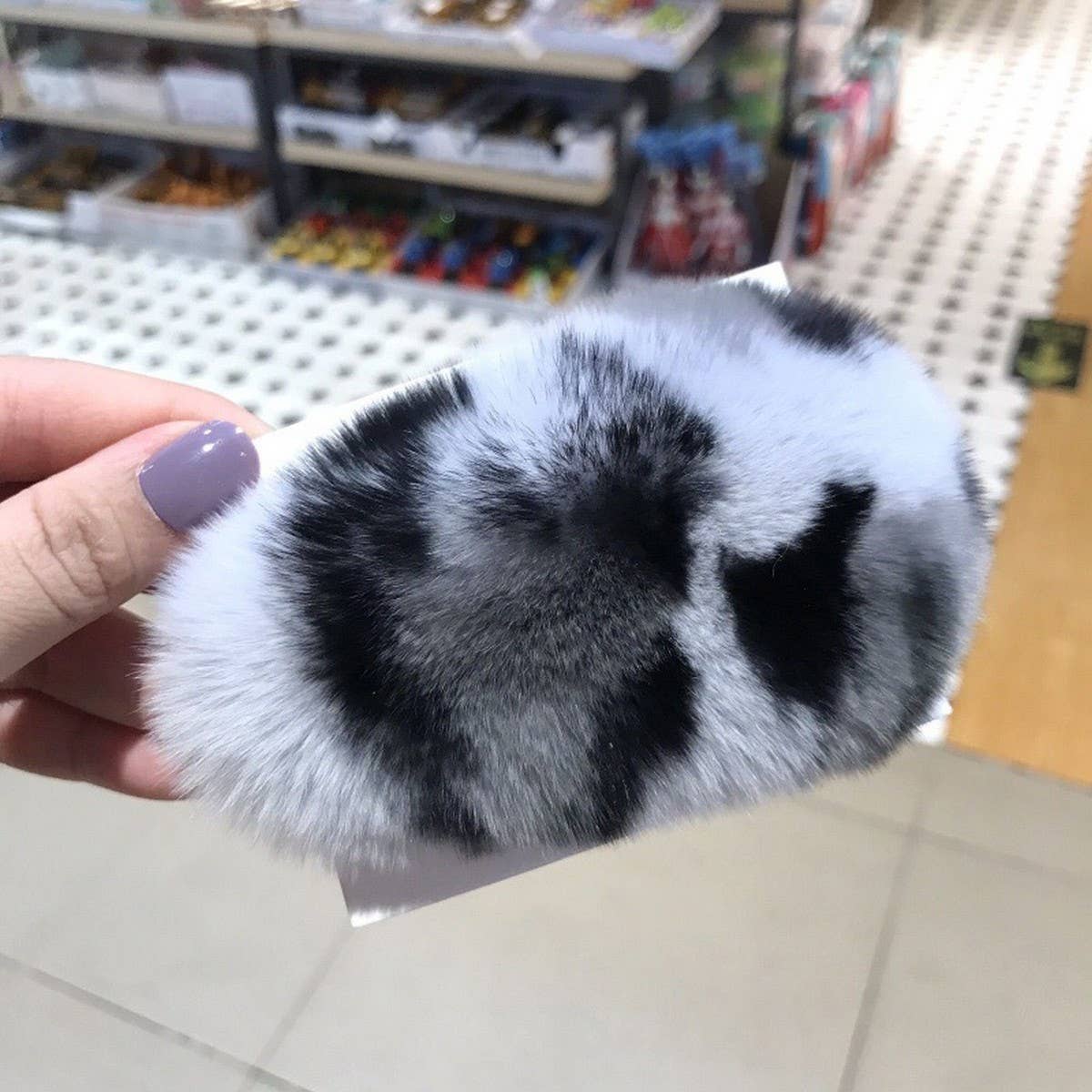 Furry Mink Hair Clip ? Cute Fluffy BB Barrette