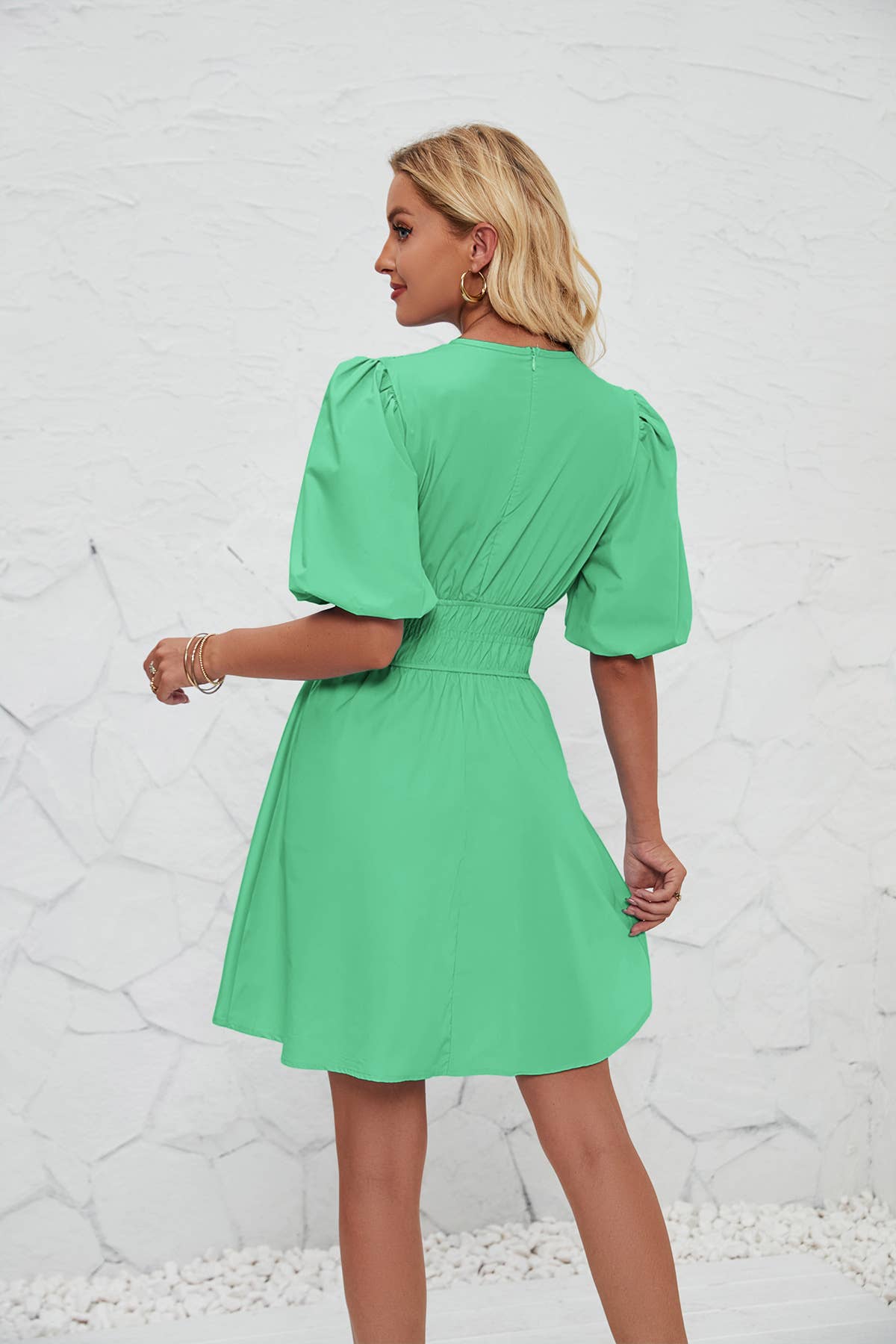 V-NECK PUFFY SLEEVE PLEATED HIGH-WAISTED DRESS