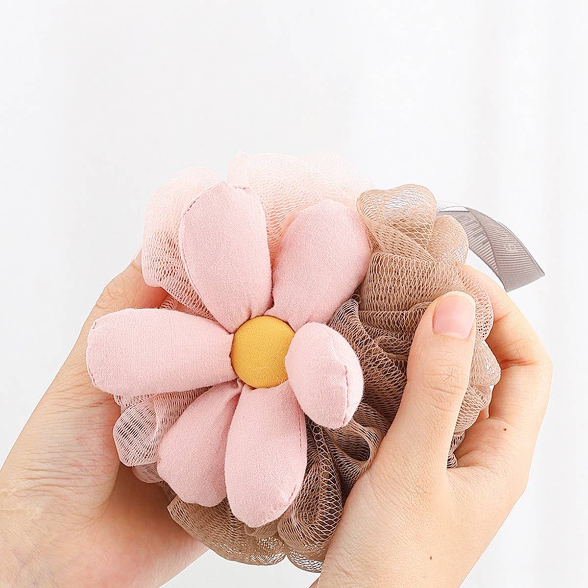 BATH POUF EXTRA LARGE TWO-COLOR FOAMING BATH BALL_CWMM3346