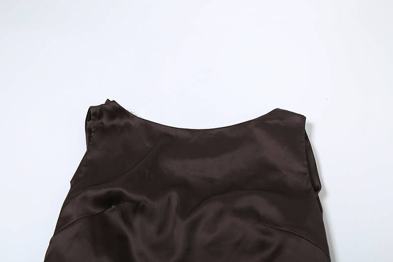 BACKLESS PEARL CHAIN SOLID COLOR DRESS HIP WRAP