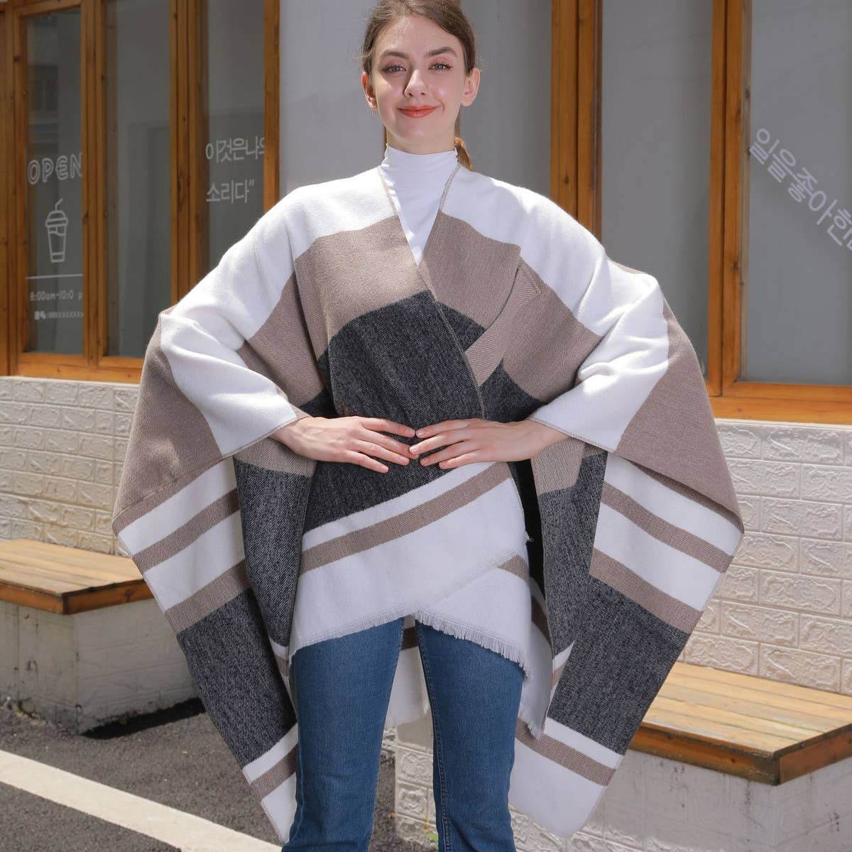 SIMPLE AND LONG WARM TASSEL SIDE STRAP SHAWL