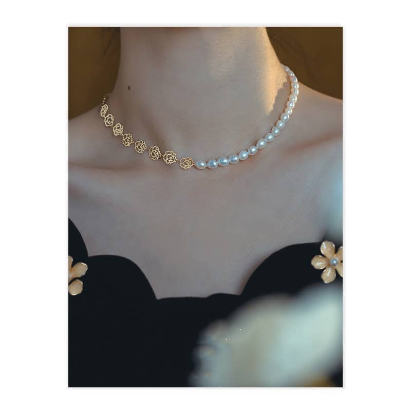 Fashionable Bahak freshwater pearl necklace