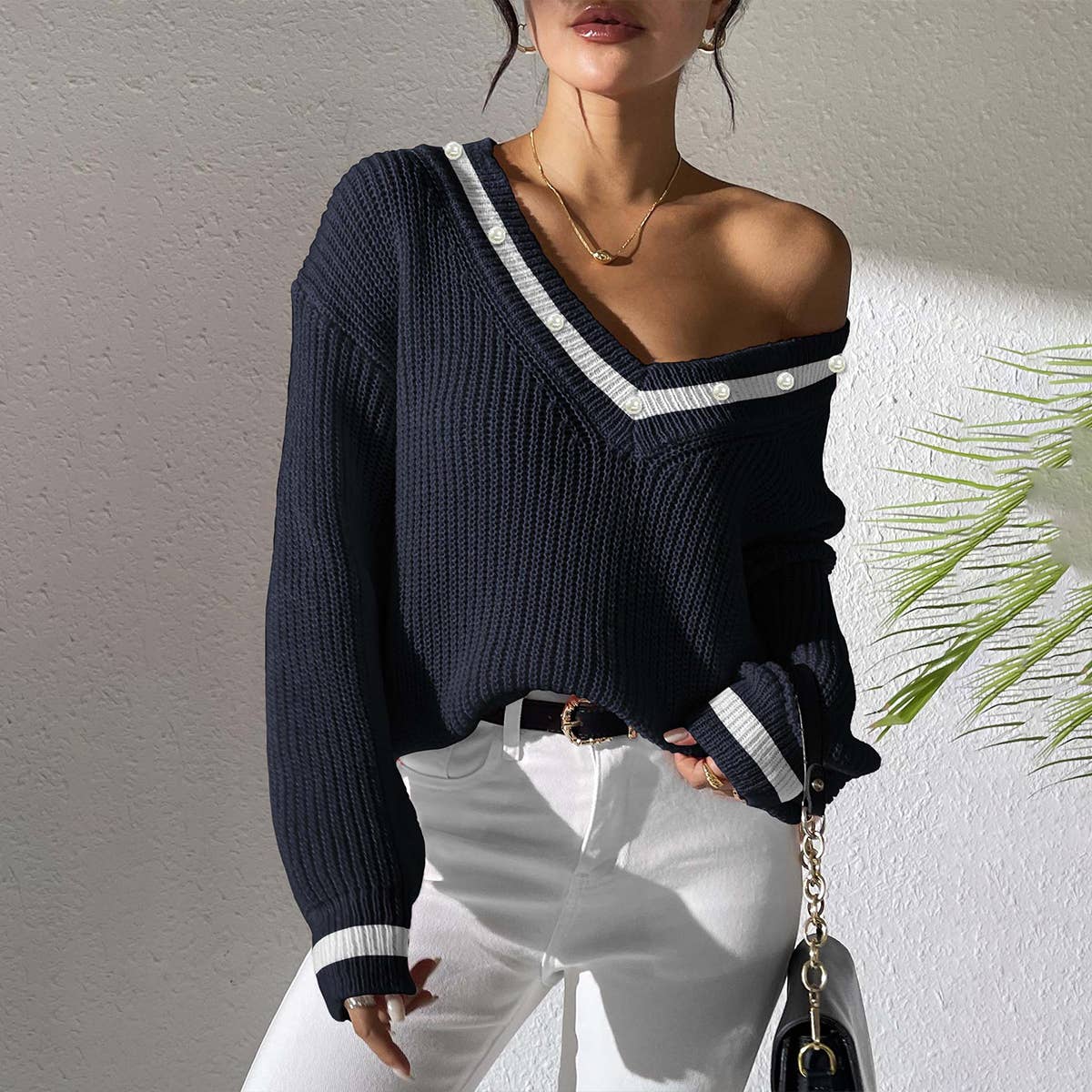 V-NECK LONG SLEEVE SWEATER BEADED CASUAL BASE