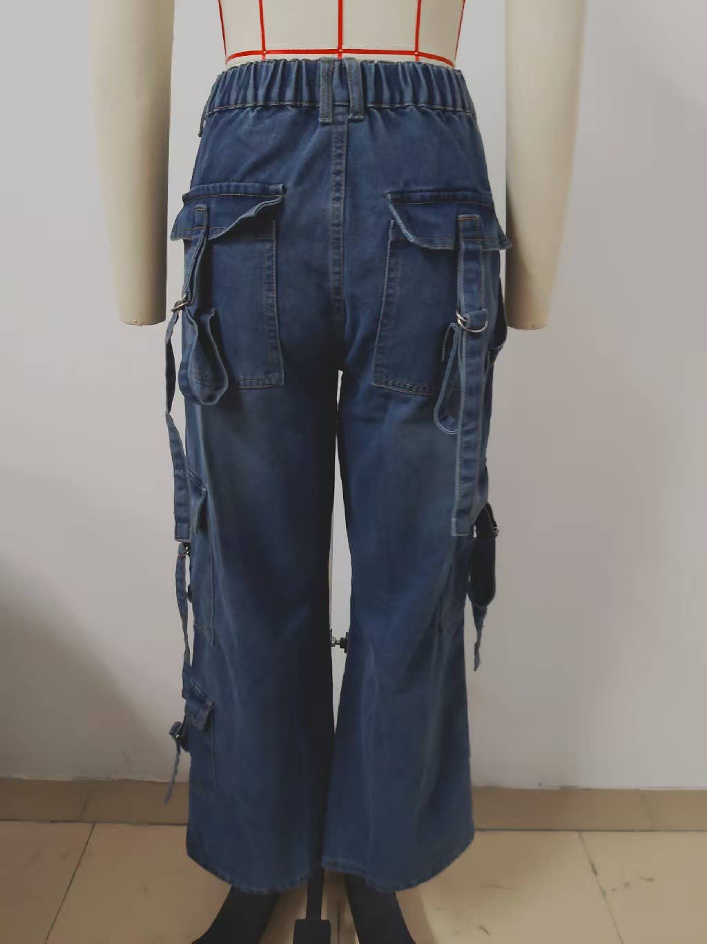 Washed multi-pocket decorated wide-leg jeans