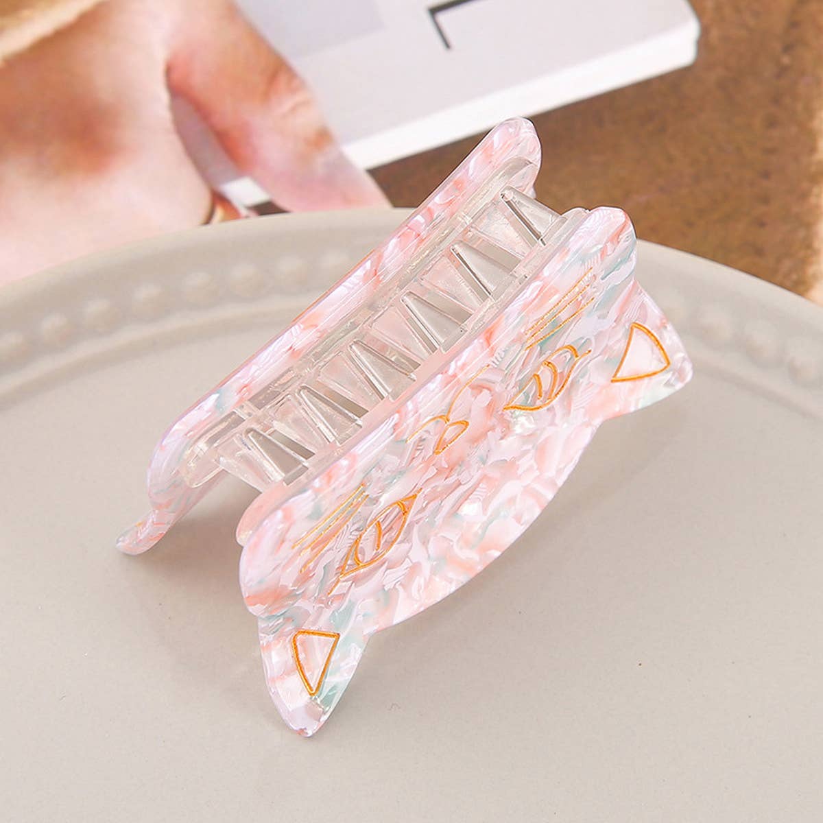 Acrylic Medium Cat Hair Claw Clip for Bangs_CWAHA0992