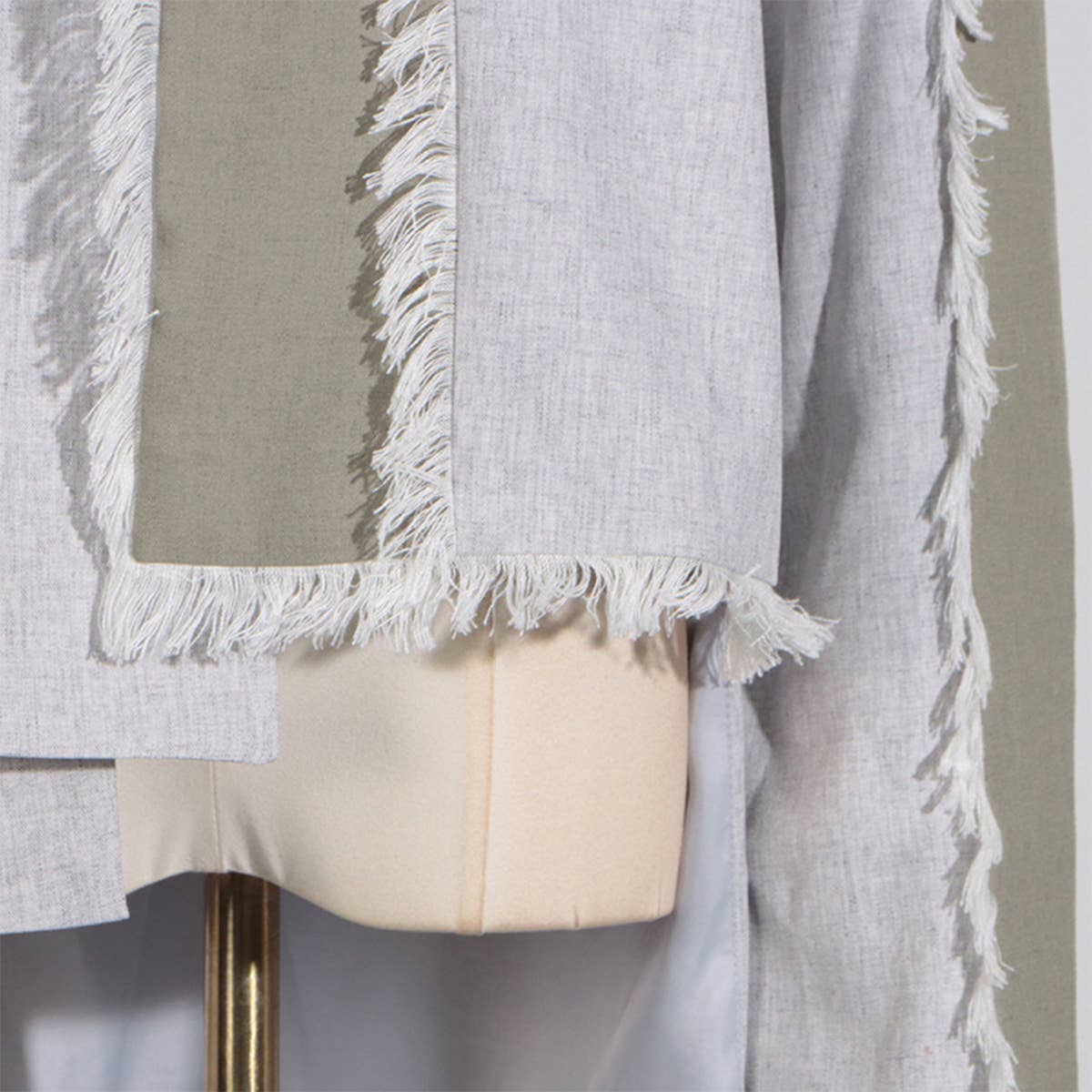 Fashionable Fringe Hem Blazer ? Colorblock Style