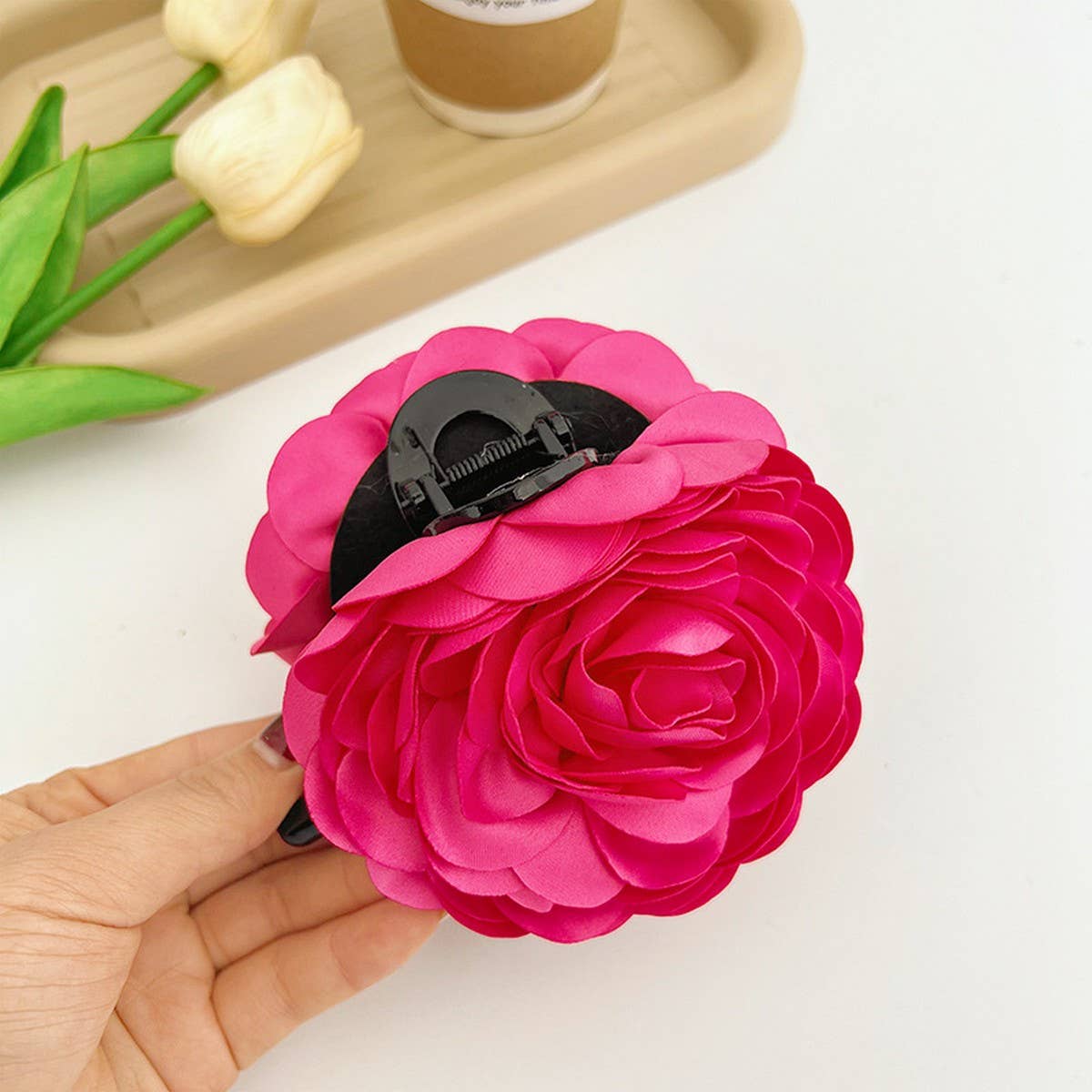 TEMPERAMENT AND VERSATILE ROSE HAIRPINS_CWAHA1190