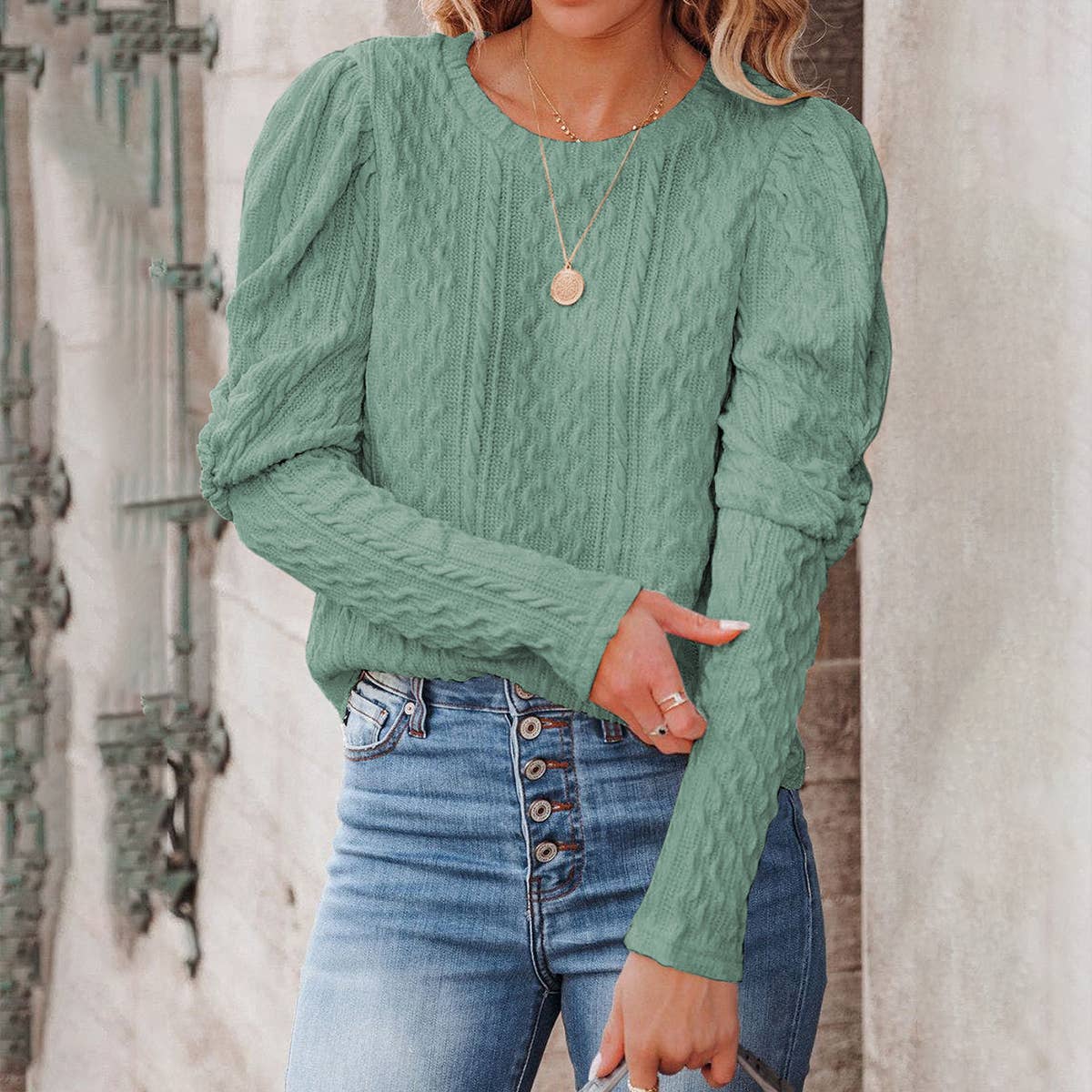 SOLID COLOR ROUND NECK LAMB LEG SLEEVE SWEATER