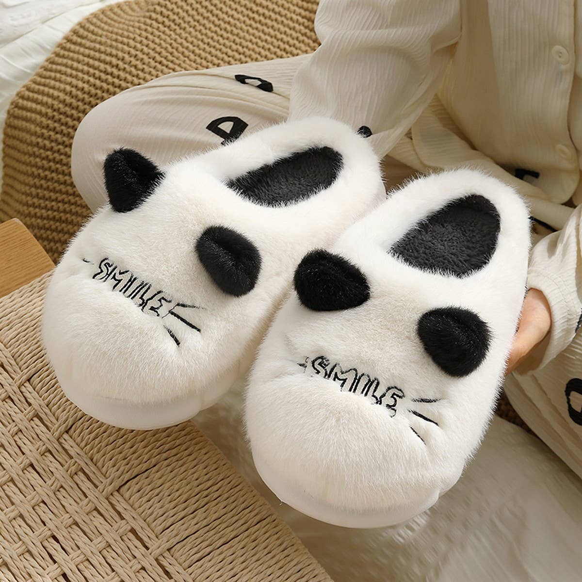CUTE CAT ANIMAL WARM HOUSE SLIPPERS FUZZY SLIPPER