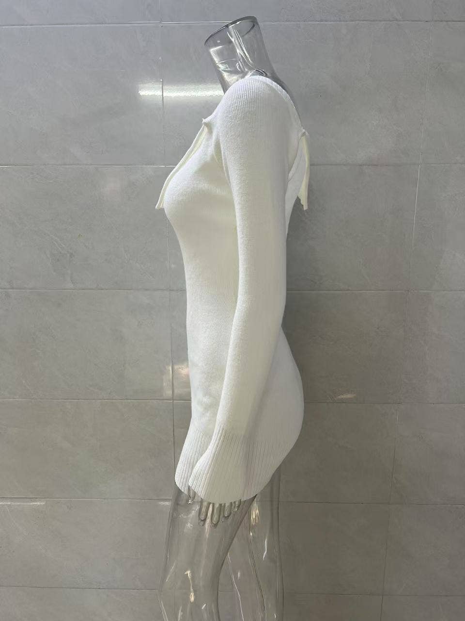 Sexy off-the-shoulder long-sleeved knitted dress