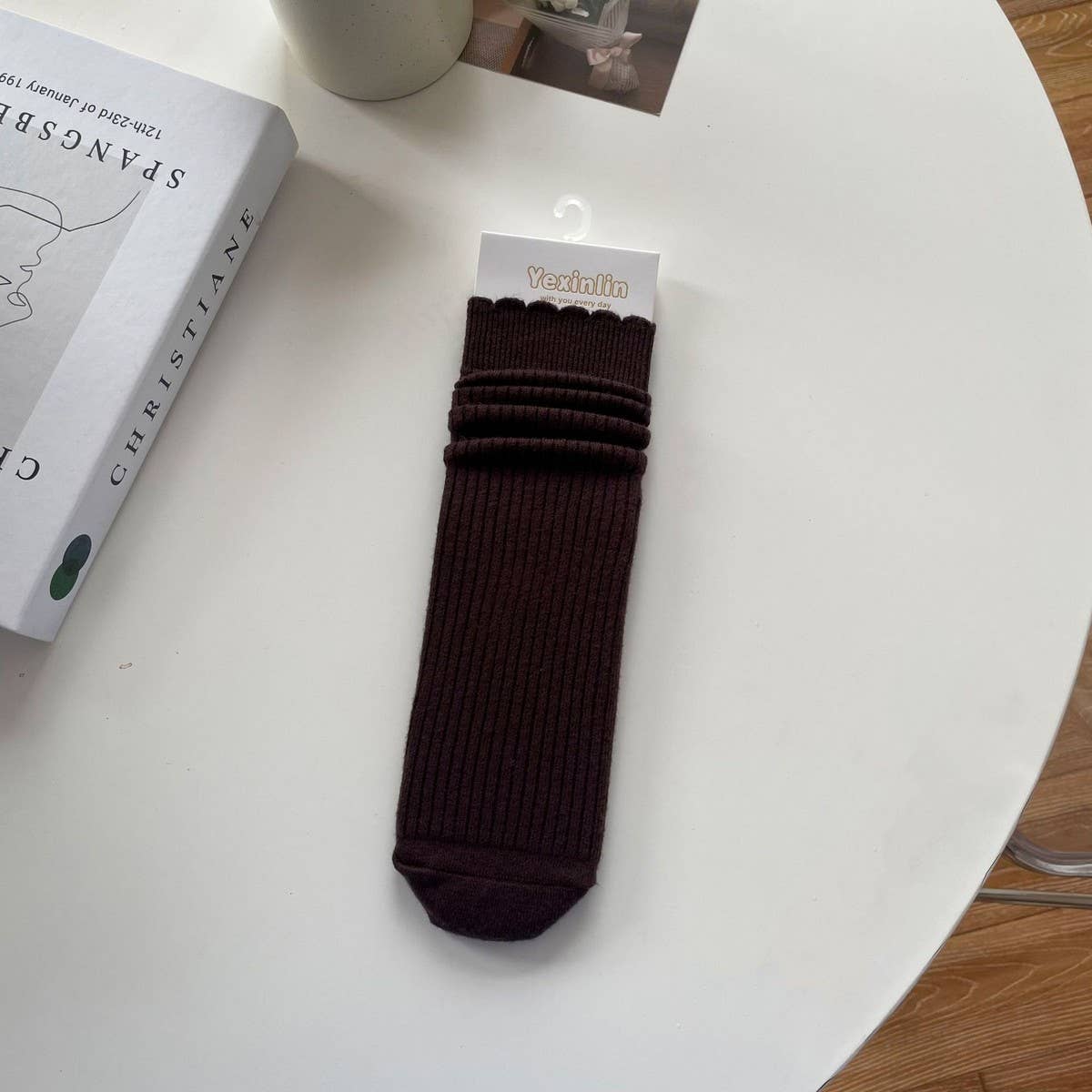 WOMEN'S SOLID COLOR CASHMERE LACE MID-CALF SOCKS