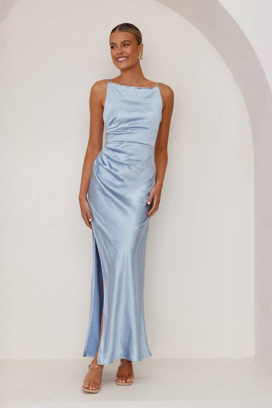 CWDMD5546_SOLID BACKLESS SPAGHETTI STRAP MIDI DRESS