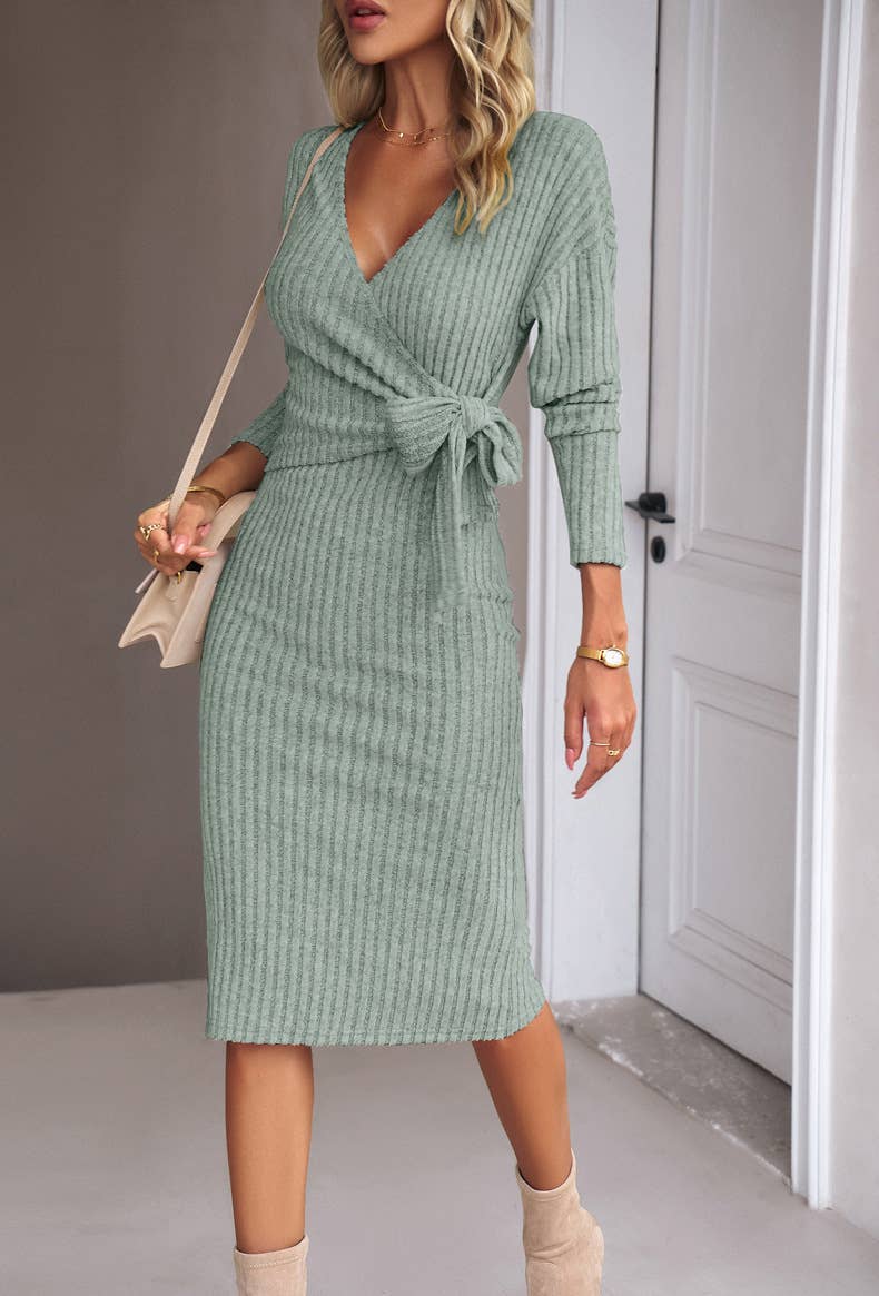 SOLID COLOR V-NECK LONG SLEEVE KNIT LACE-UP DRESS
